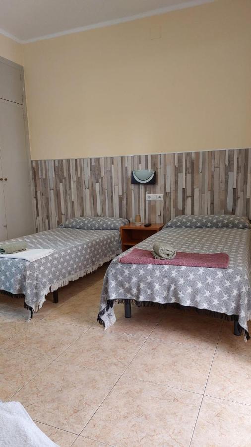 Pension Suiza Reus Esterno foto