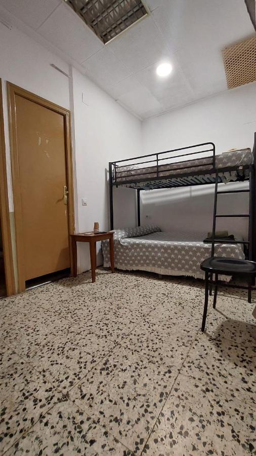 Pension Suiza Reus Esterno foto